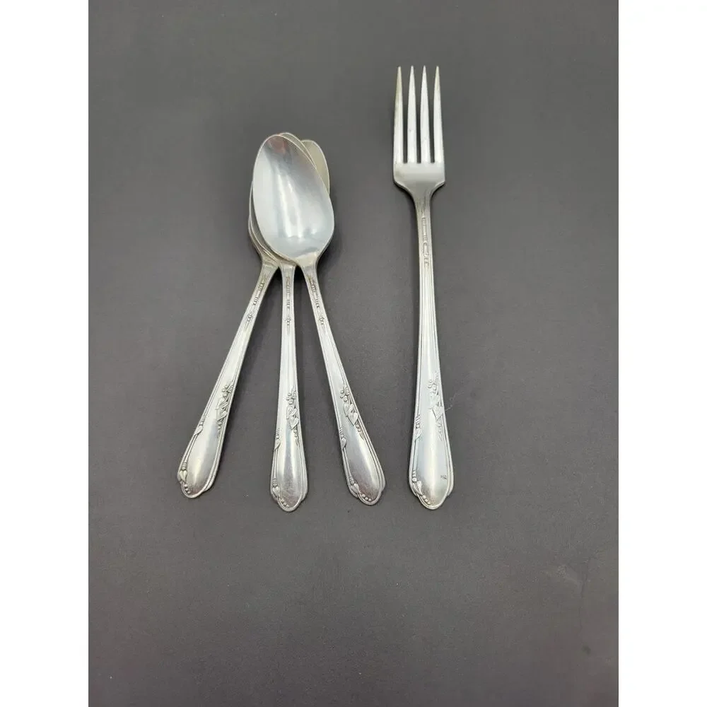 VTG 1936 WMA Rogers Oneida Set 4 Meadowbrook Heather Pattern Spoons & Fork